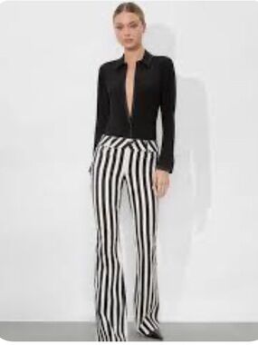 Alice + Olivia Stacey Low Rise Jeans